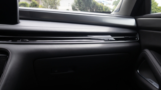 Foto 32 del Infiniti QX60 2023 en Carbiu