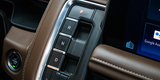2022 Chevrolet Suburban - Miniatura 30