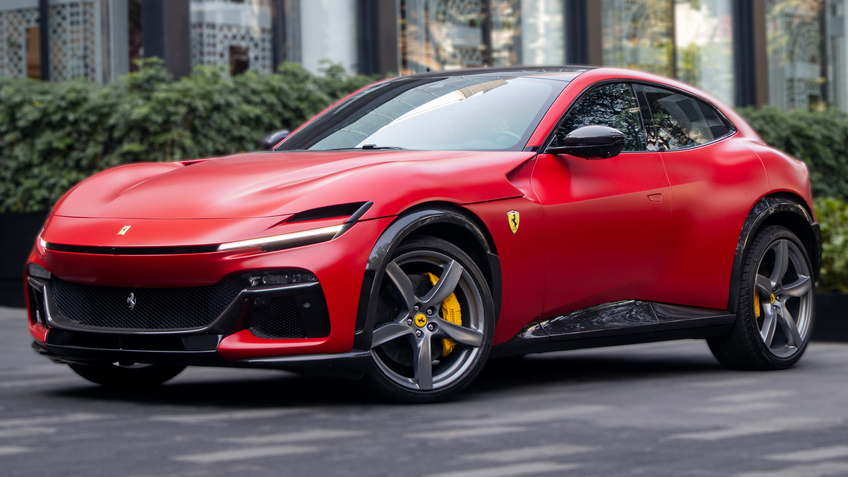 Ferrari Purosangue 2024