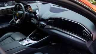 Foto 32 del Ferrari Purosangue 2024 en Carbiu