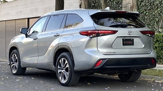 Foto 3 del Toyota Highlander 2020 en Carbiu