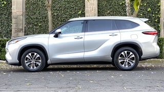 Foto 2 del Toyota Highlander 2020 en Carbiu