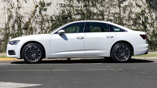 Foto 2 del Audi A6 2022 en Carbiu