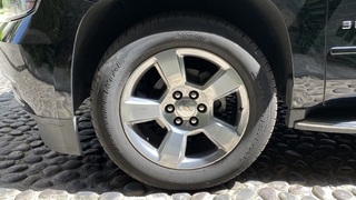Foto 17 del Chevrolet Suburban 2019 en Carbiu