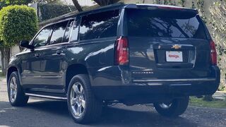 Foto 3 del Chevrolet Suburban 2019 en Keeigo