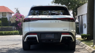 Foto 4 del Infiniti QX60 2023 en Carbiu