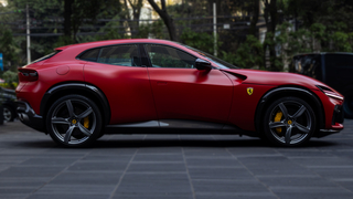 Foto 6 del Ferrari Purosangue 2024 en Carbiu