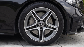 Foto 20 del Mercedes Benz Clase C 2019 en Carbiu