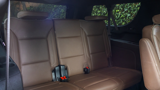 Foto 44 del Chevrolet Suburban 2022 en Carbiu