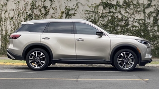 Foto 6 del Infiniti QX60 2023 en Carbiu