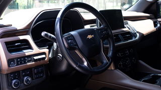 Foto 22 del Chevrolet Suburban 2022 en Carbiu