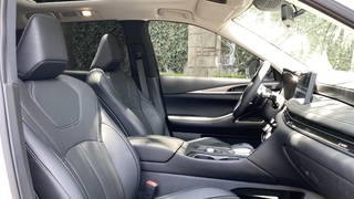 Foto 31 del Infiniti QX60 2023 en Carbiu