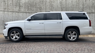 Foto 2 del Chevrolet Suburban 2017 en Carbiu