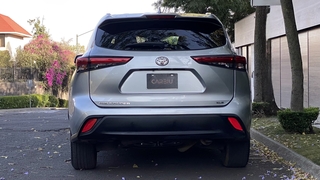 Foto 4 del Toyota Highlander 2020 en Carbiu