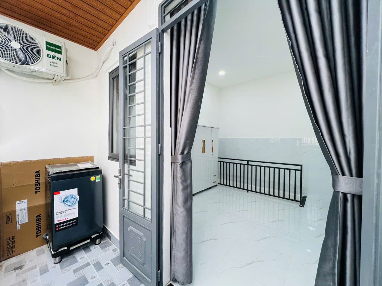 CHO THUÊ CHDV 1 TRỆT 1 LầU, FULL NỘI THẤT CÓ BAN CÔNG TẠI 443 HUỲNH TẤN PHÁT - GẦN KHU CHẾ XUẤT - TRẦN TRỌNG CUNG - 2