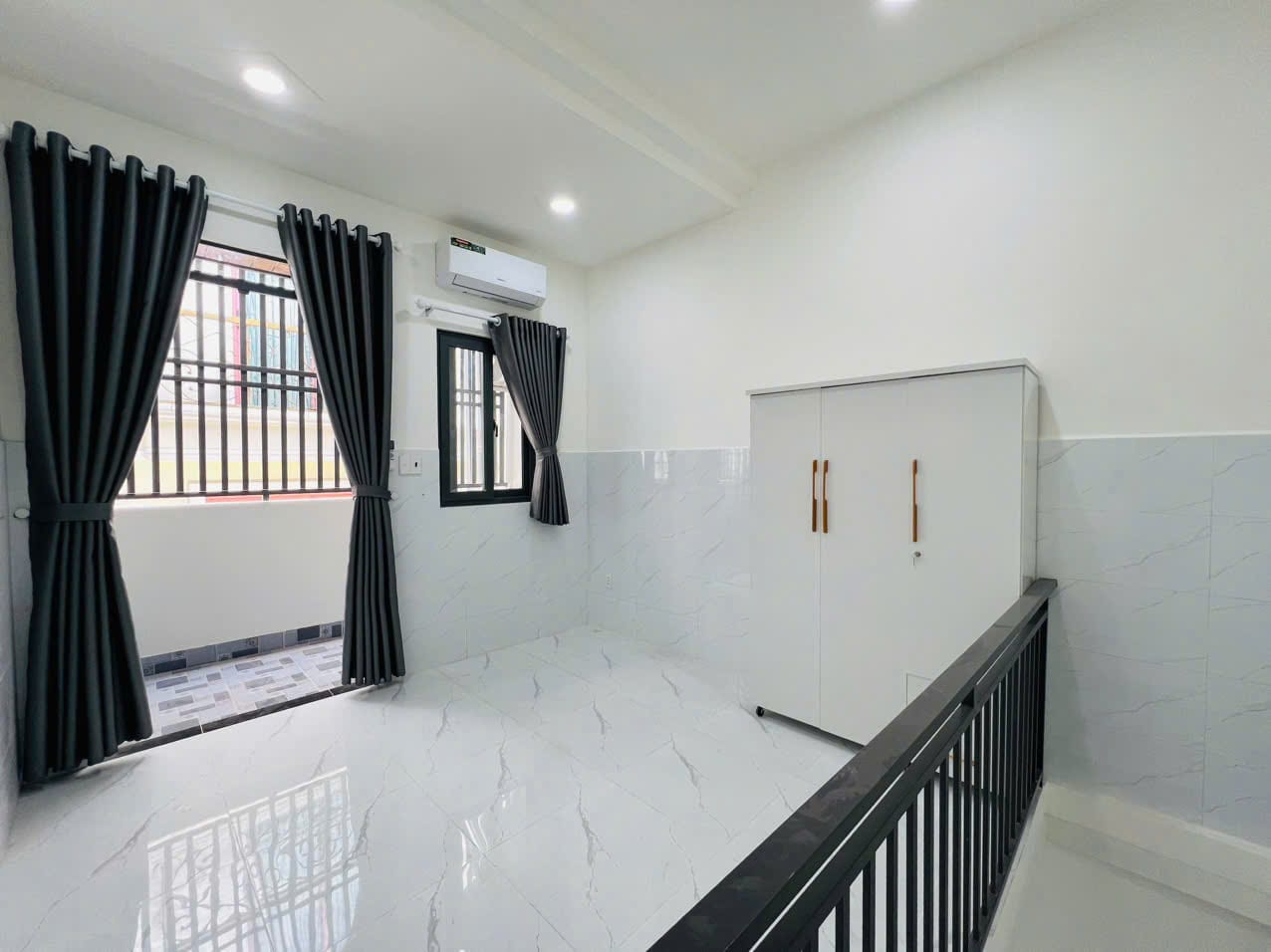 CHO THUÊ CHDV 1 TRỆT 1 LầU, FULL NỘI THẤT CÓ BAN CÔNG TẠI 443 HUỲNH TẤN PHÁT - GẦN KHU CHẾ XUẤT - TRẦN TRỌNG CUNG hình ảnh 9