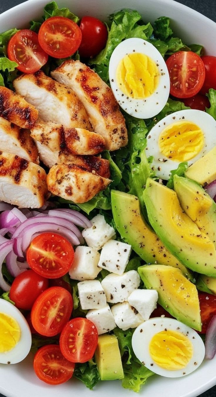 La Salade Folle "Pro-Vitamines" au Poulet Grillé