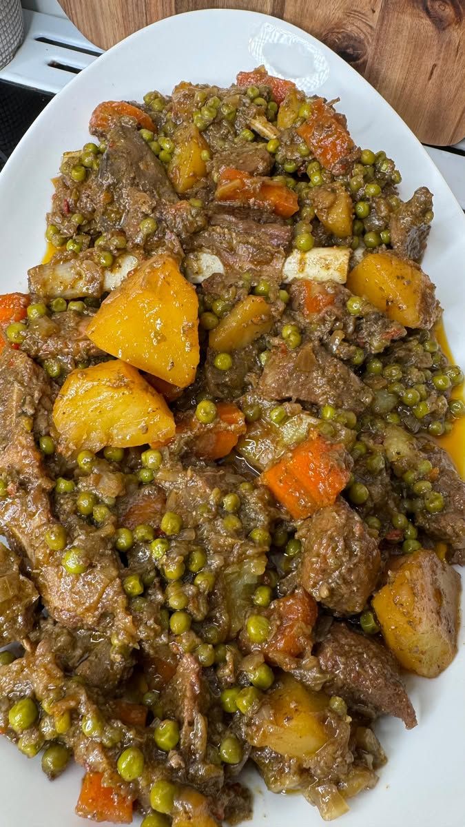 Mijoté de Petits Pois au Bœuf et Carottes Fondantes
