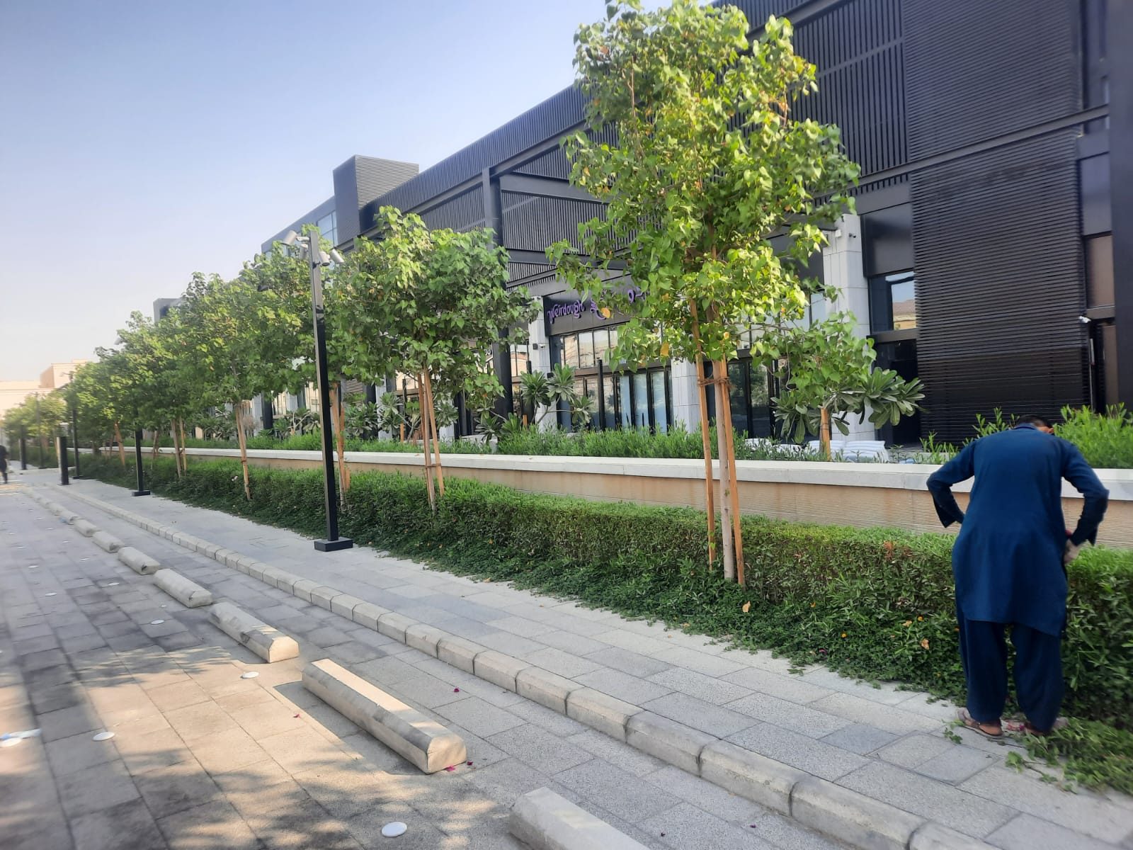 تركيب أعمدة سياج