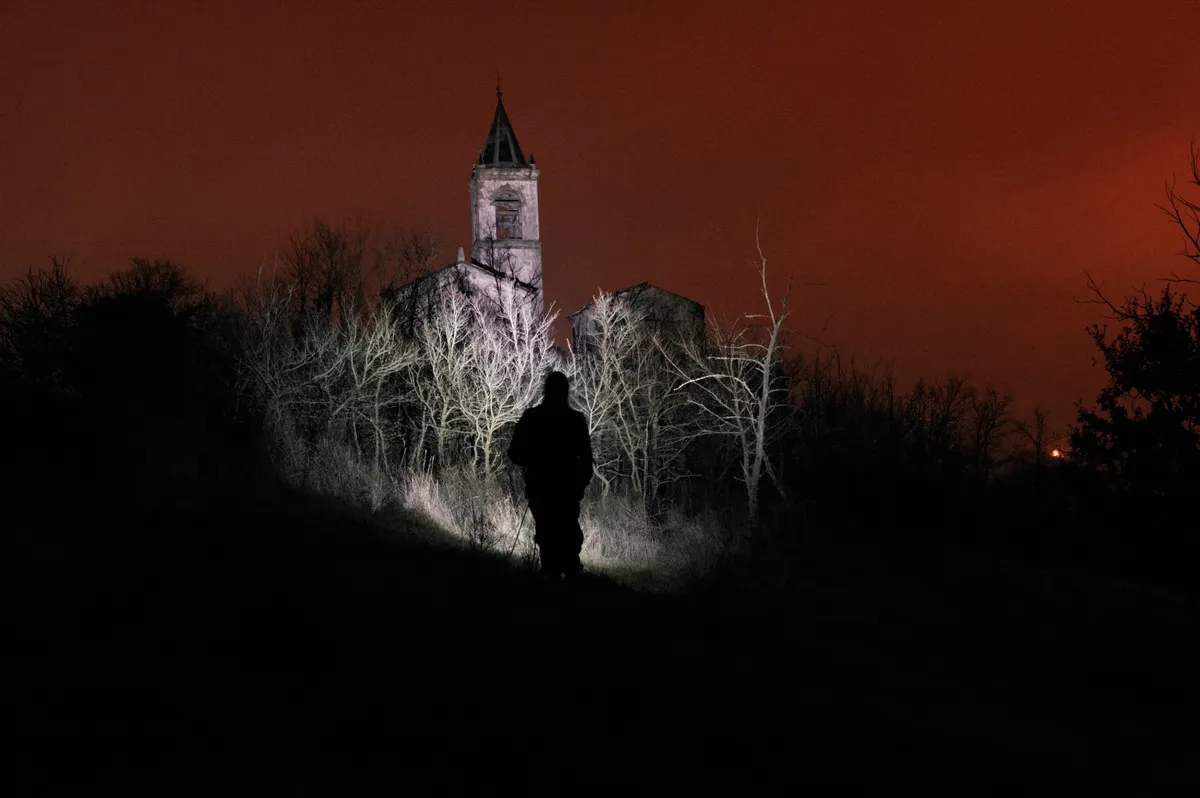 Chiesa di Montecavalloro in notturna