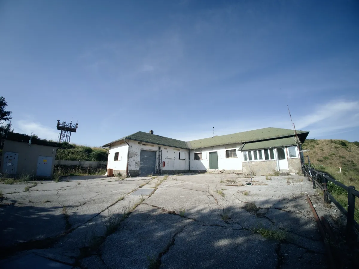 Le strutture della base militare