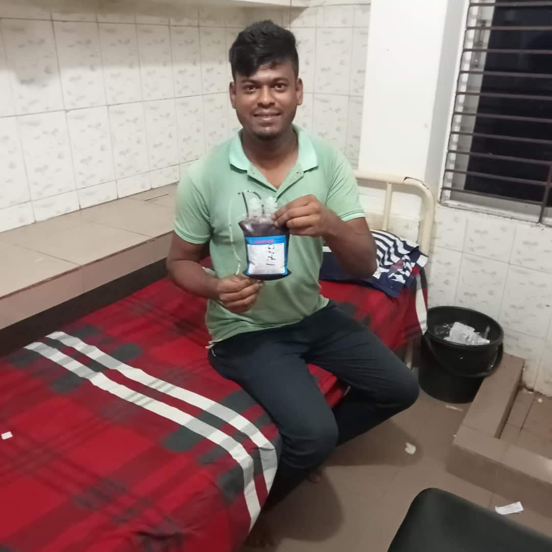 আমাদের নিবেদিত রক্তদাতা