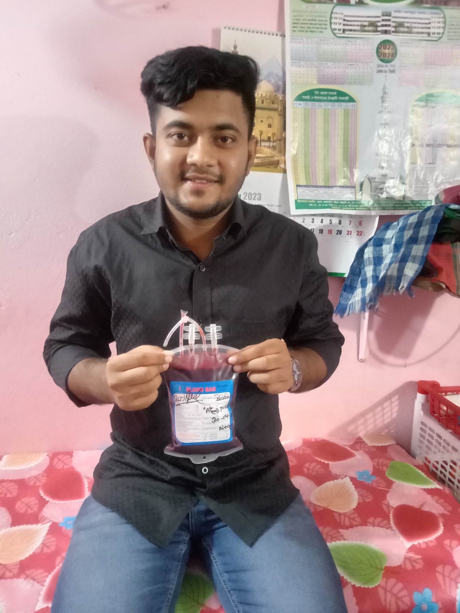 আমাদের নিবেদিত রক্তদাতা