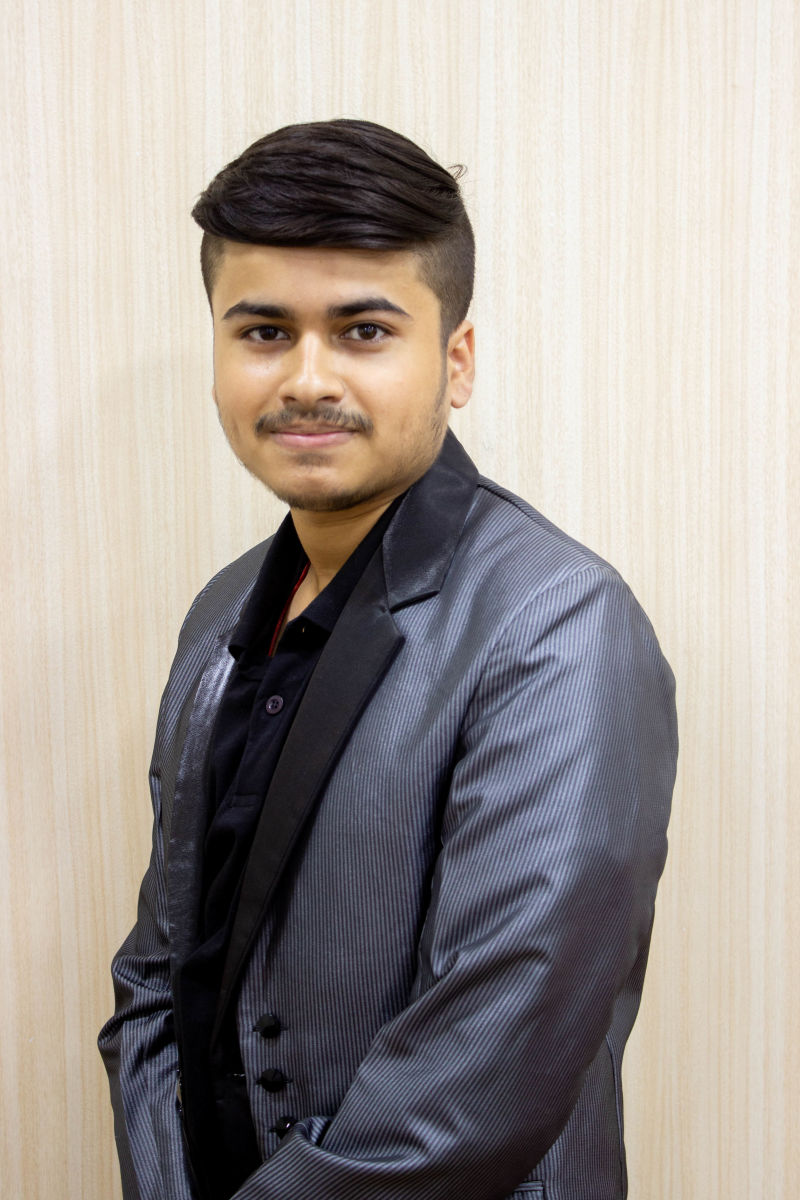Dibiz profile picture for @yash