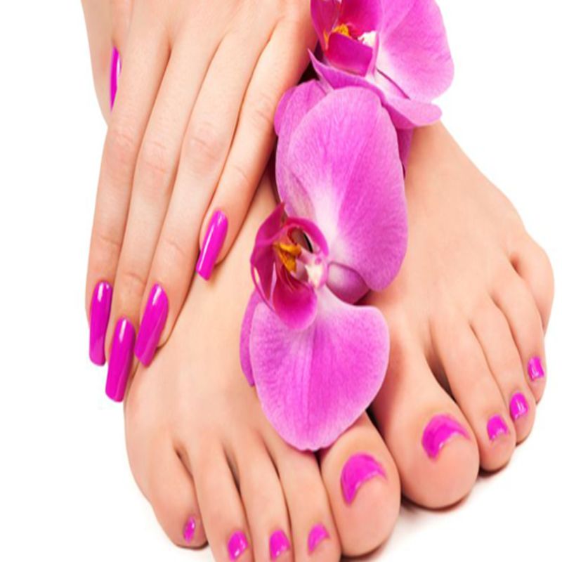 шикарный педикюр. маникюр педикюр в марте 2024. педикюр. красивый педикюр. маникюр и педикюр.