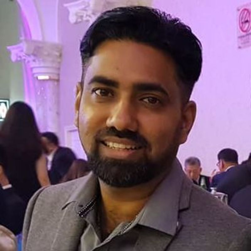 YOGENTHIRA Digital Business Cards