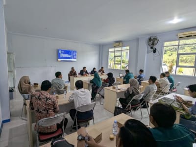 Rapat kurikulum Program Studi Manajemen