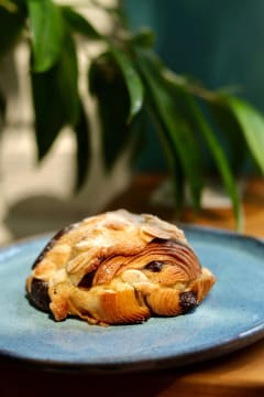 Pain au chocolat de amêndoas