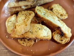Torrada de croissant e lemon pepper (kg)