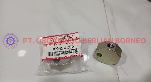 MK636292 / JOINT BRAKE FLUID LINE