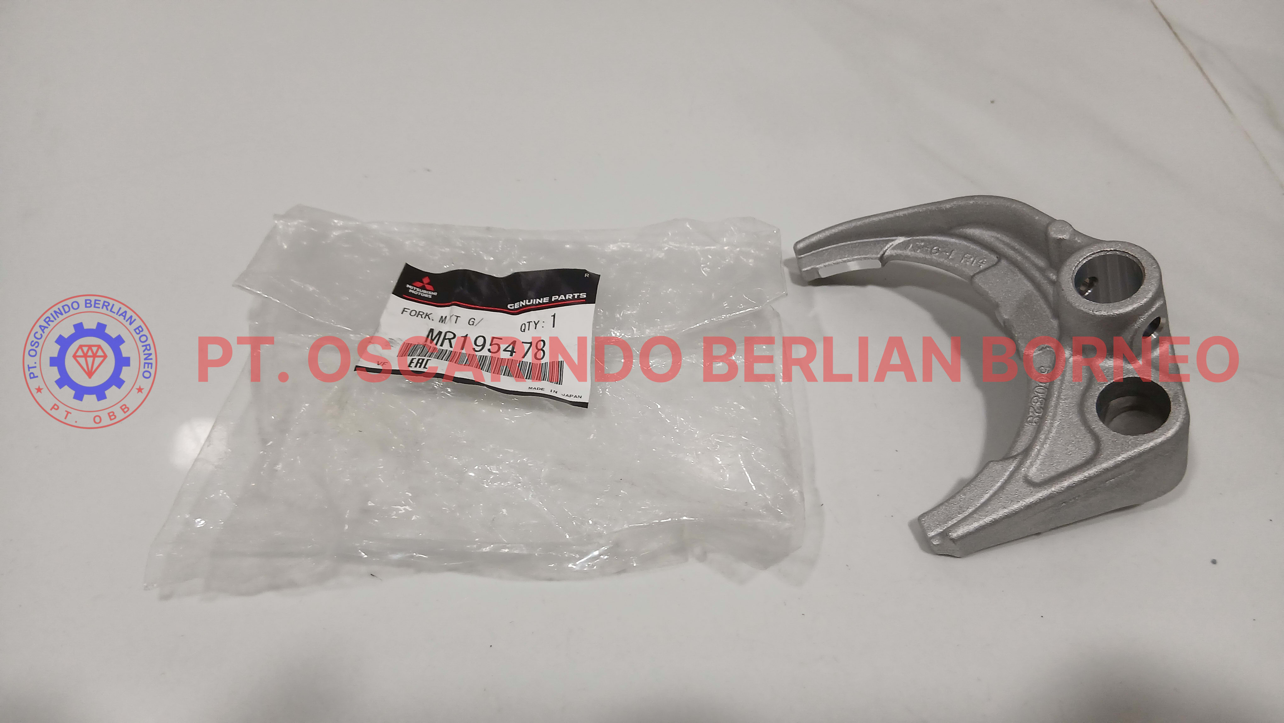 MR195478 / FORK M/T G/SHF O/D & REV