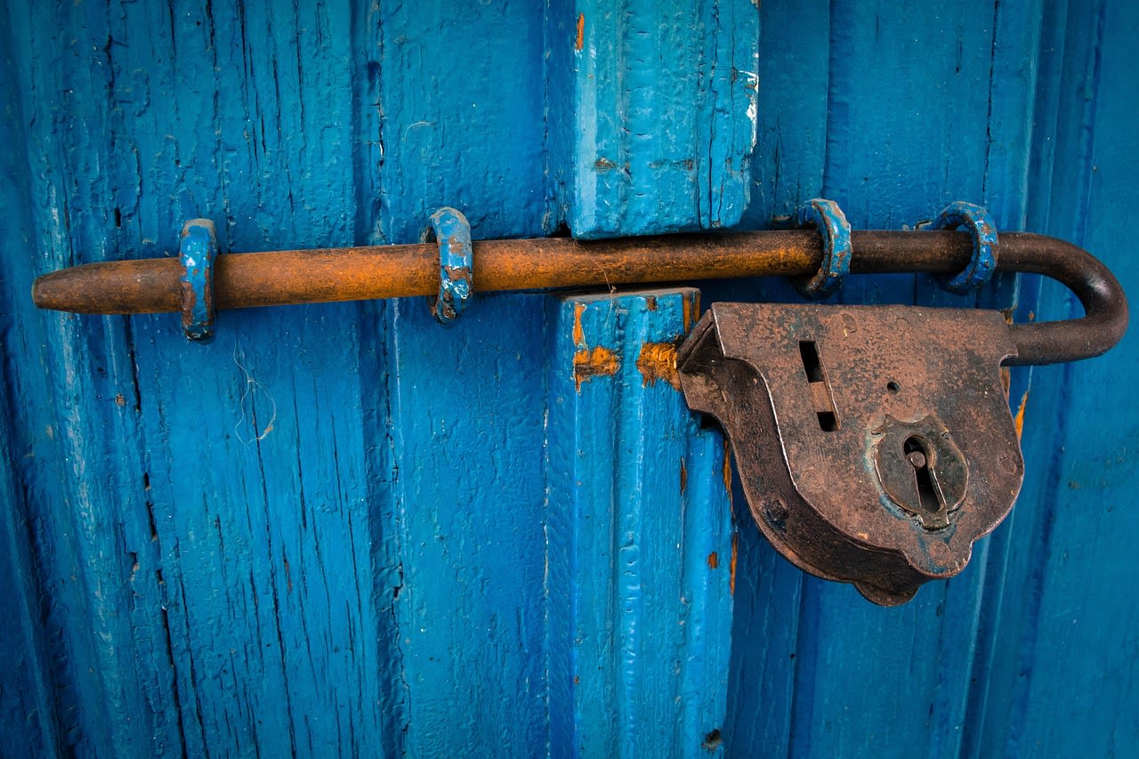 door, lock, blue door, rusted, rusty lock, rusty padlock, padlock, closed, rusty, entrance, wooden door, old, wooden, metal, antique, locked