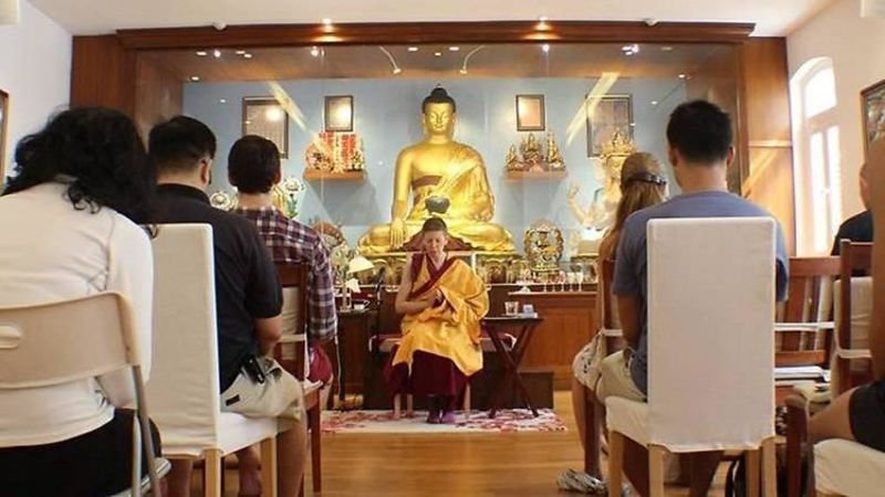 Singapore Buddhist Meditation Centre, The banner