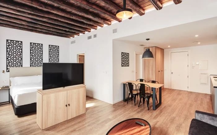 Suite hotel