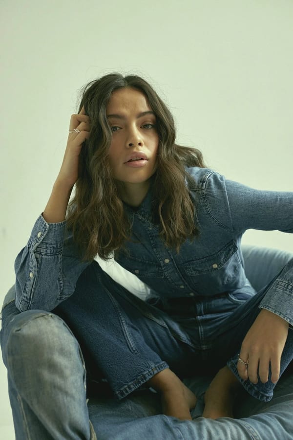 Julia Martinez — retrato editorial de Eloi Garcia, fotógrafo de moda en Barcelona