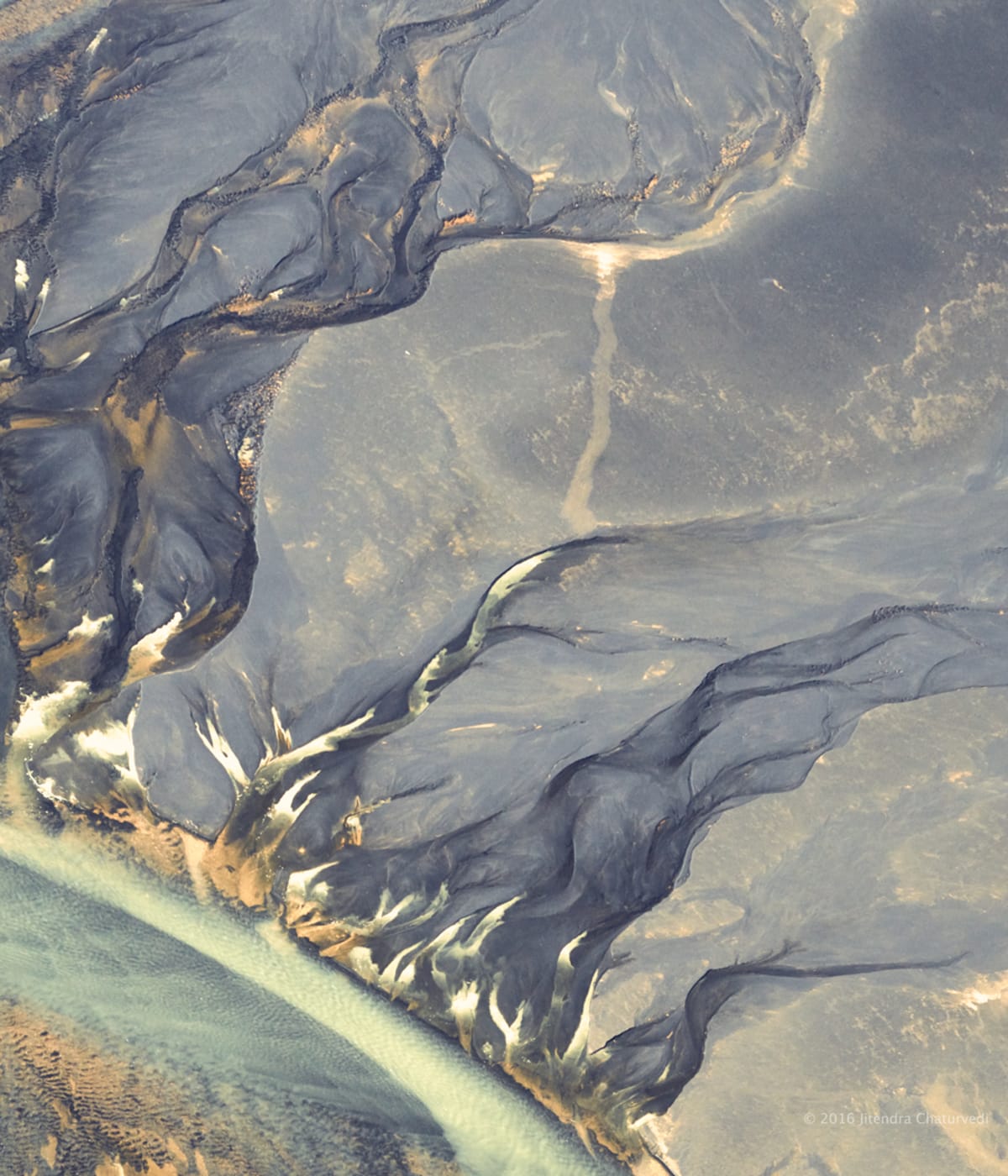 Photograph: glacial flows warm