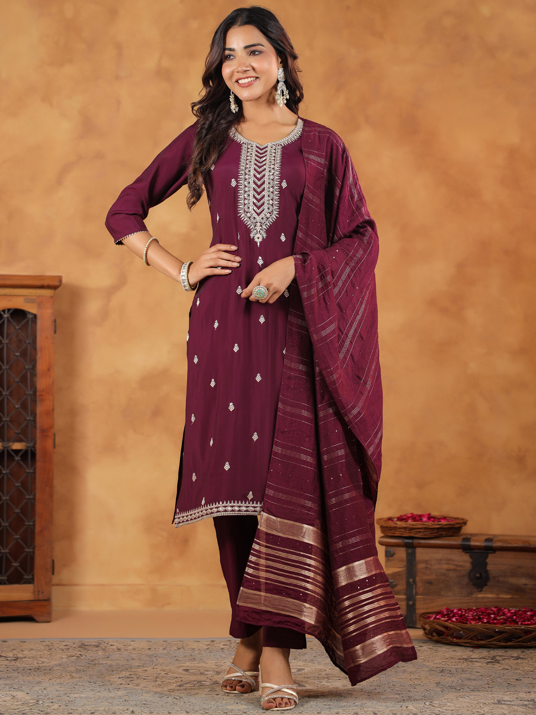 BLUMAIRE Women’s Maroon Embroidered Straight Kurta Set with Dupatta – Elegant Ethnic Wear for Festive & Party Occasions