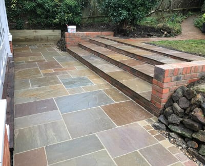 Garden and landscaping in Clapham