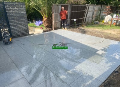 Garden and landscaping in Mitcham