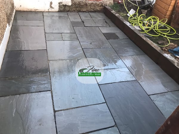 Paving Balck Stones
