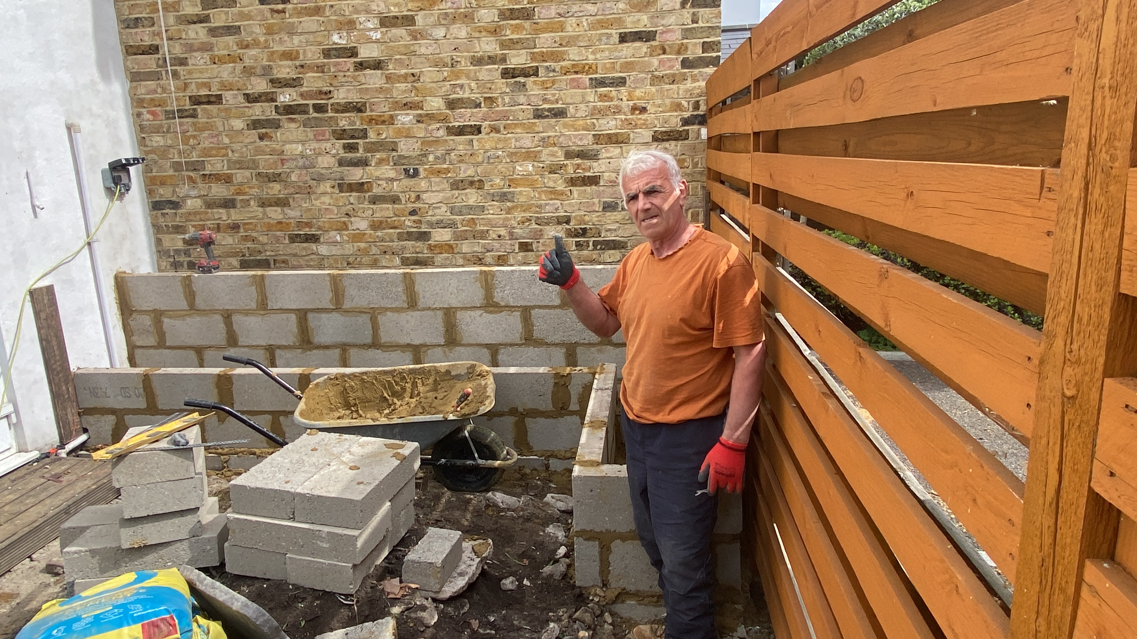 Wimbledon patio area before renovation