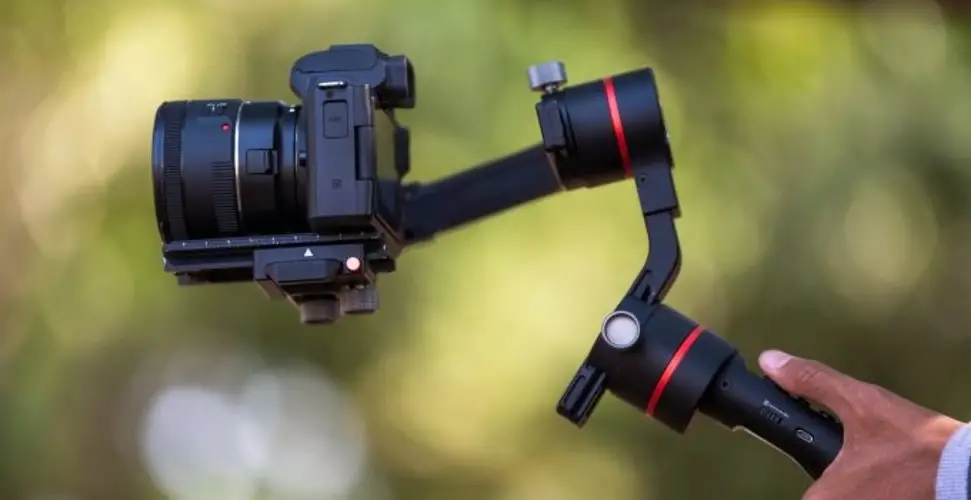 Gimbal cho máy quay Sony Loại nào tương thích và ưu điểm của việc sử dụng