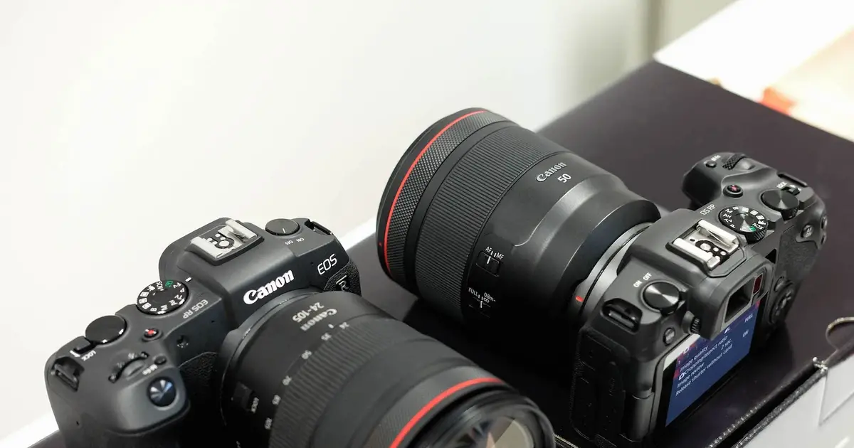 Tìm hiểu thông số kỹ thuật của máy ảnh Canon RP