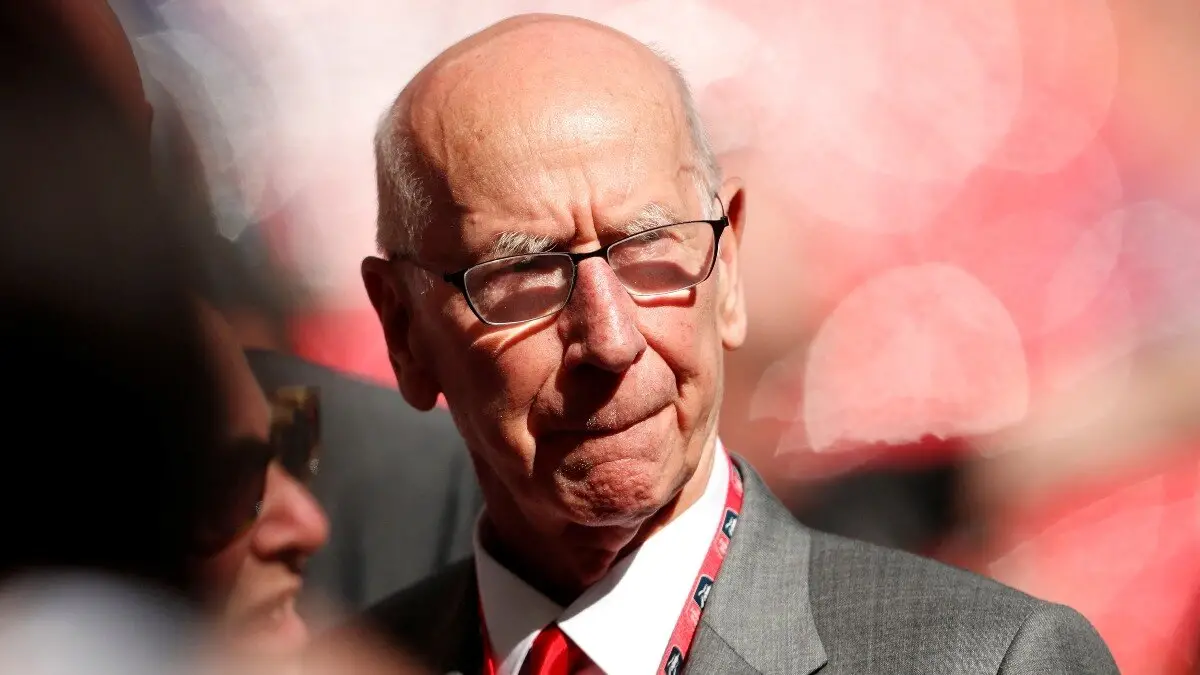 The Legendary Sir Bobby Charlton A Football Icon