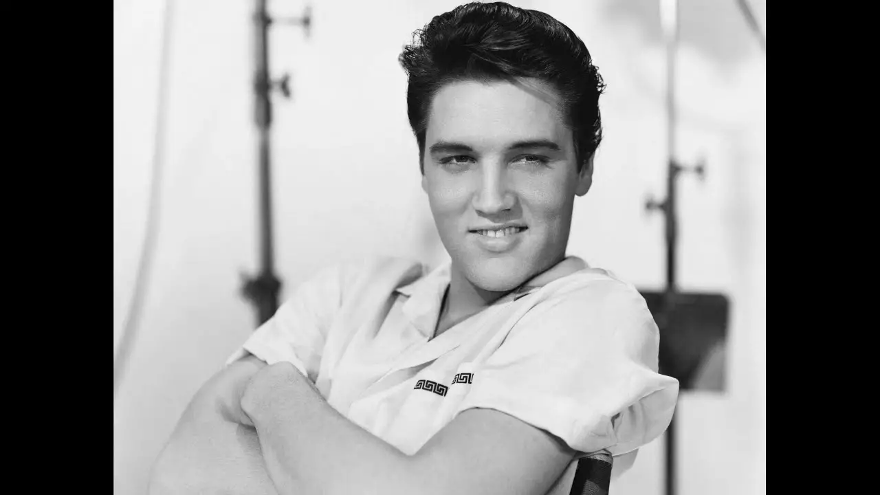 Elvis Presleys Vocal Tapestry 10 Songs that Captivated Audiences