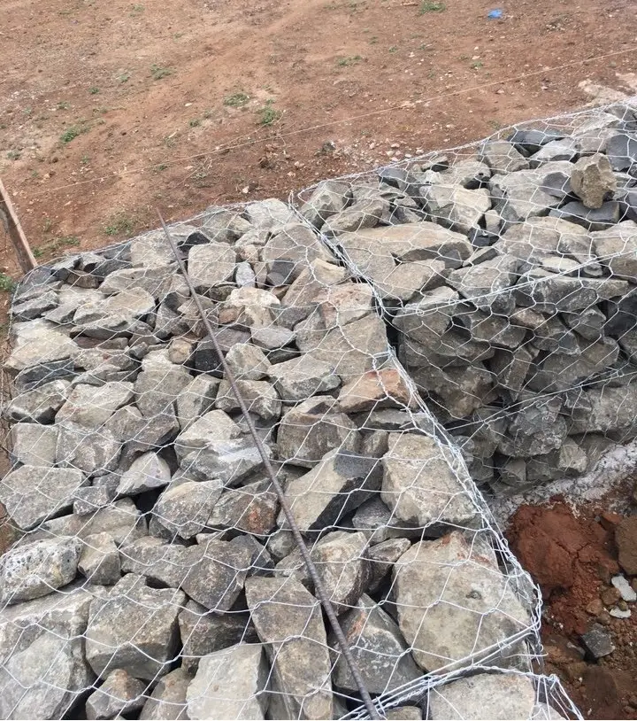 Rọ đá hộc Trong công tác xây dựng tường chắn trọng lực và chống xói mòn đất Rọ đá hộc Trong công tác xây dựng tường chắn trọng lực và chống xói mòn đất